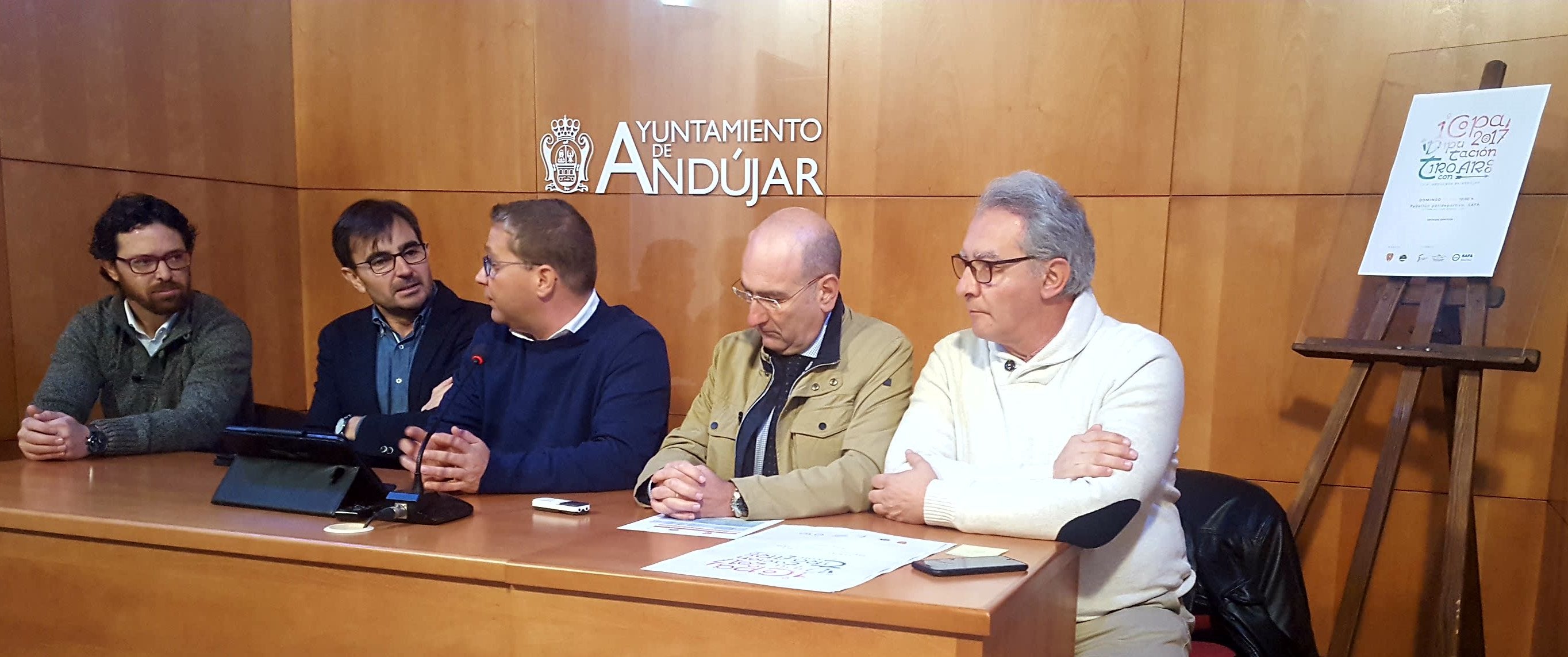 Daniel Briones, Juan Ángel Pérez, Paco Huertas, José Luis Chaves y antonio Cuenca. /J. C. GONZÁLEZ