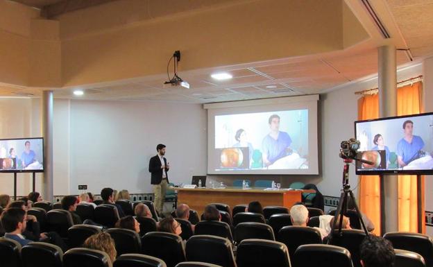 Los participantes pueden asistir a cinco endoscopias en vivo durante el desarrollo del curso. /Ideal
