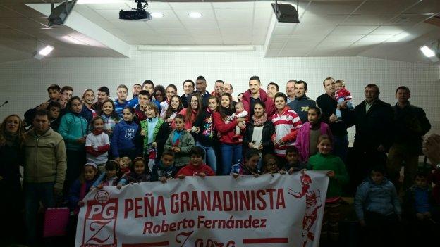 Integrantes de la peña zagreña, junto a la presencia de Jhon Córdoba y Roberto Fernández.