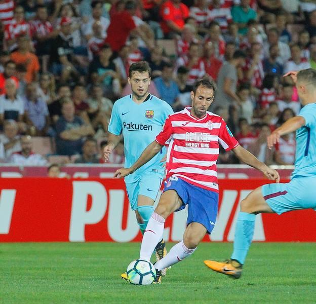 Encuentro entre el Granada CF y el Barcelona B.