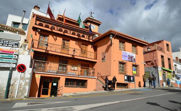 Ayuntamiento de Huétor Vega./DIEGO LUZ