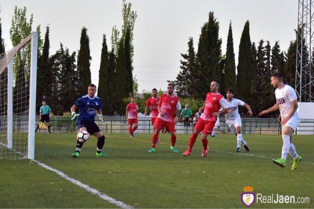 El conjunto jienense saldó con una contundente goleada (1-7) su último partido amistoso disputado en Santisteban del Puerto.