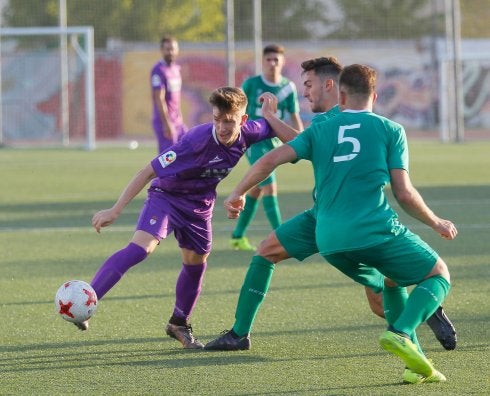El Real Jaén buscará hoy un triunfo que encamine el equipo hacia arriba.