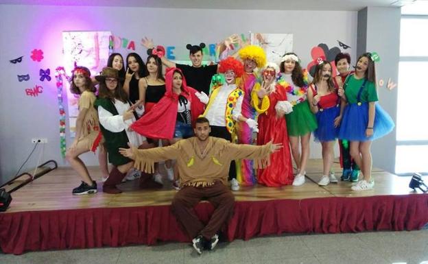 Alumnos de una de las ediciones anteriores de estos talleres./