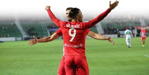 Quique González ha sido el máximo goleador las dos últimas campañas en la UDA y ahora tiene que decidir su futuro.