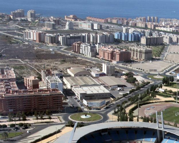 Los terrenos para la Ciudad Deportiva de la UDA llevan tres años sin ninguna construcción./IDEAL