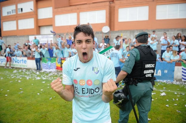 Darío Guti, que pasa del CD El Ejido al Almería B, es el fichaje más sonado de la pretemporada.