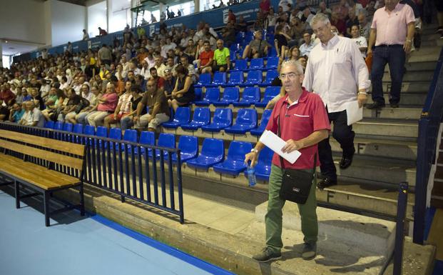 Asamblea de taxistas en Málaga.