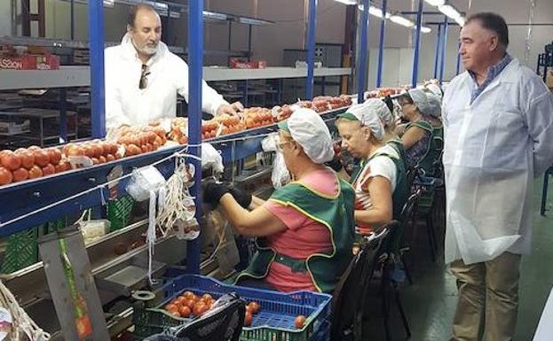 La Junta entrega a la cooperativa Casur una ayuda de 800.000 euros