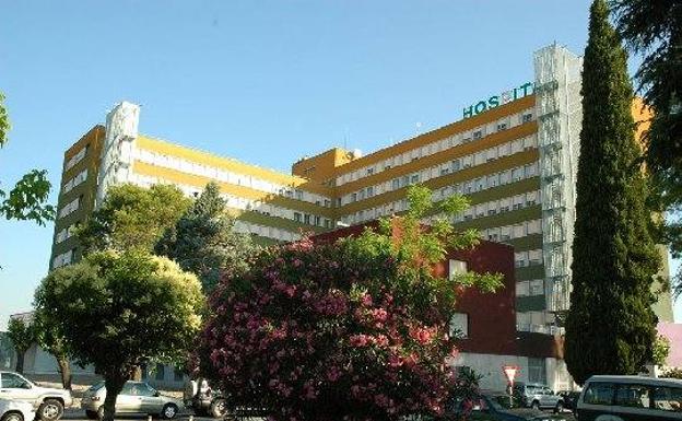 Los heridos en una colisión entre dos turismos en la capital reciben el alta