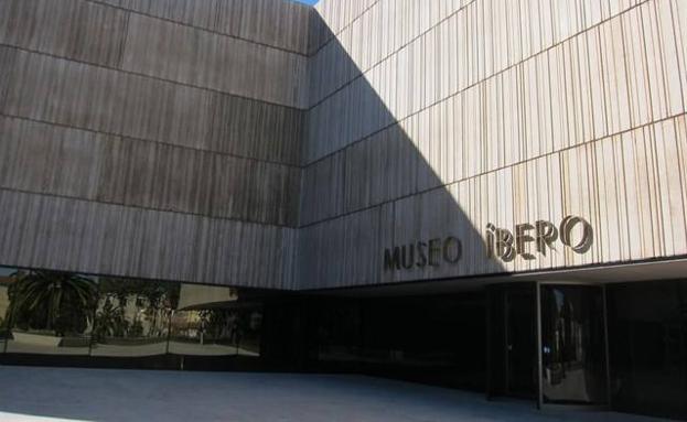 La Junta trabaja "a destajo para cumplir el compromiso" de abrir el Museo Íbero antes de final de año