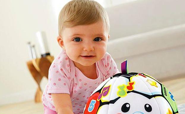 El exceso de regalos a un niño merma su creatividad, su capacidad para esforzarse o su paciencia