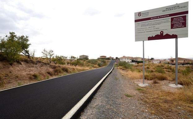Diputación invierte 2,5 millones en mantenimiento de carreteras de Granada