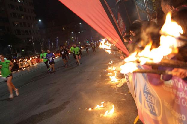 La prueba atlética es el plato fuerte de las llamadas 'fiestas de San Antón', el principal reclamo, pero a su alrededor hay muchas más actividades./IDEAL