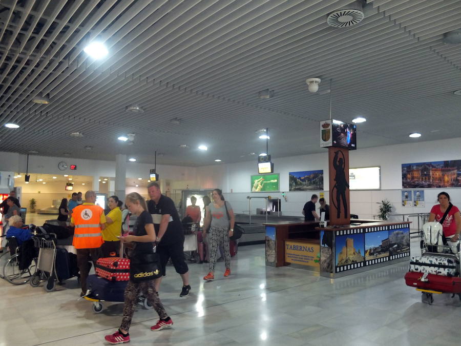 El Aeropuerto de Almería supera en 2017 el millón de pasajeros