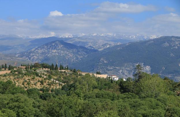El primer Congreso Internacional de las Montañas de Sierra Nevada tendrá como objetivo la preservación de sus zonas./IDEAL