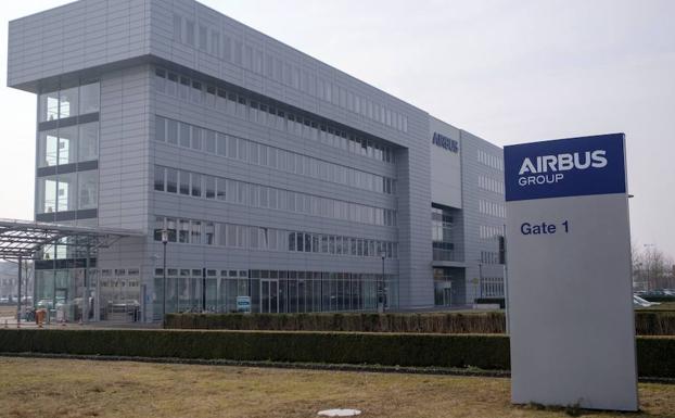 Entrada al edificio del grupo Airbus en Bremen. /Focke Strangmann (Efe)