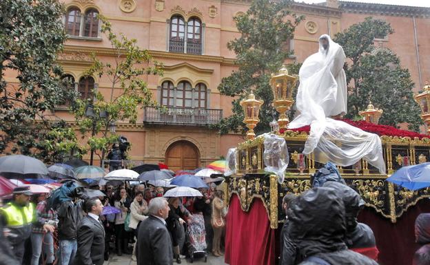 Domingo de Ramos de lluvia en Granada. /RAMÓN L. PÉREZ