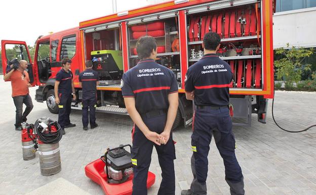 Los bomberos se niegan a hacer horas extra hasta el 15 de abril./RAMÓN L. PÉREZ
