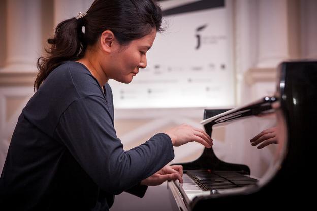 La pianista japonesa Kana Ito durante su actuación./IDEAL