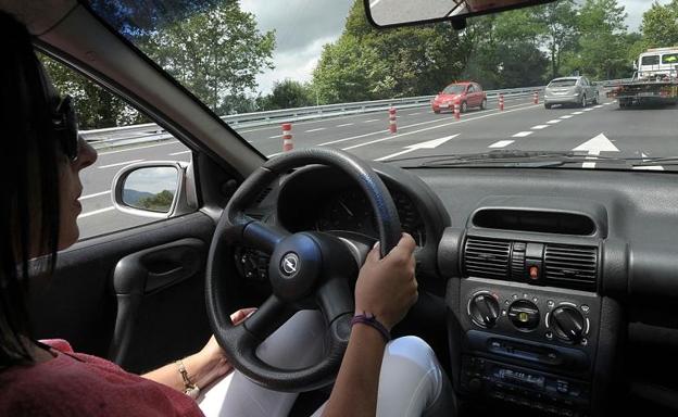«Hipnosis de la carretera», el peligroso fenómeno que nos puede ocurrir mientras conducimos