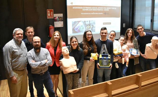 La UGR inaugura un curso en el que se advierte sobre la importancia de la desfibrilación precoz