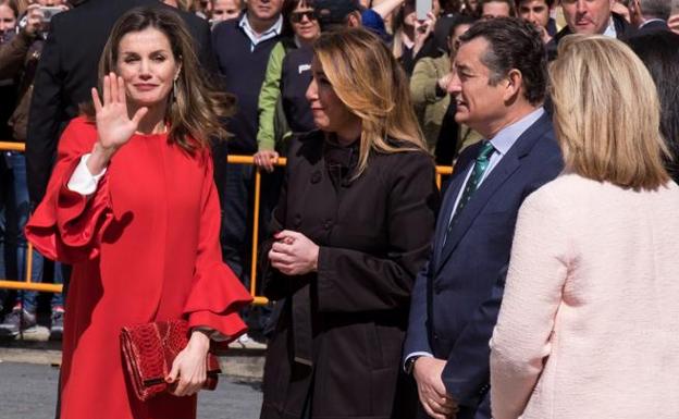 El deseado abrigo favorito de la reina Letizia que puedes encontrar en Zara