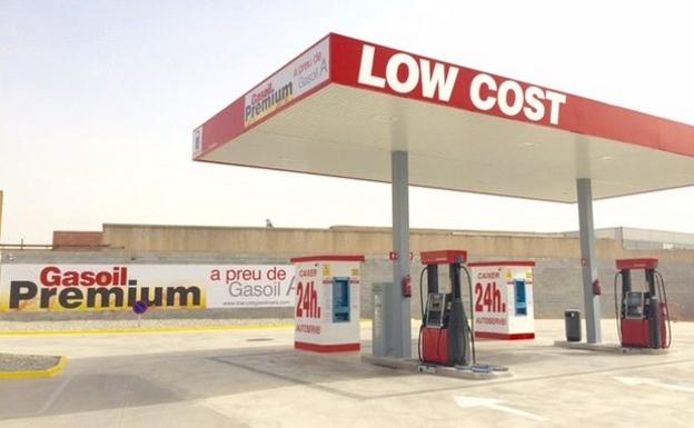 La verdadera y desconocida diferencia entre la gasolina 'premium' y la 'low cost'