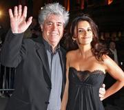 Almodóvar recoge el premio de la asociación de críticos de EEUU por su película 'Volver'