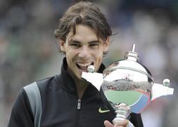 Nadal gana su primer título en Tokio