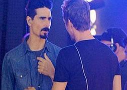Backstreet Boys Nick Carter y Kevin Richardson protagonizan una pelea (foto)