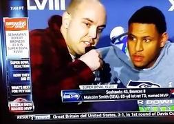 Acusan al Gobierno de EEUU del 11-S en la rueda de prensa posterior a la Superbowl