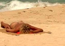 Vídeo: Bibiana, pillada desnuda entera en Supervivientes