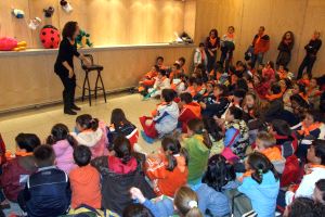TALLERES. Uno de los actos celebrados ayer en Guadix. /T. FANDILA/