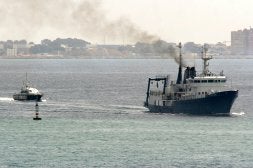 Una patrullera de la Guardia Civil también fue expulsada en abril. / ARCHIVO/
