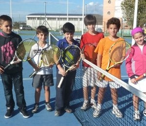 Jóvenes promesas de la cantera del Club Cobo Motril. ::
J. A. S./