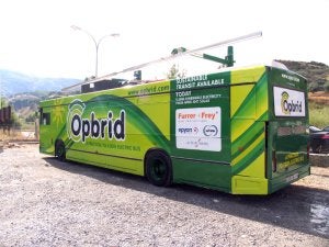 Autobuses híbridos en la ciudad sueca de Umea con el sistema de carga de Opbrid . :: R.I./