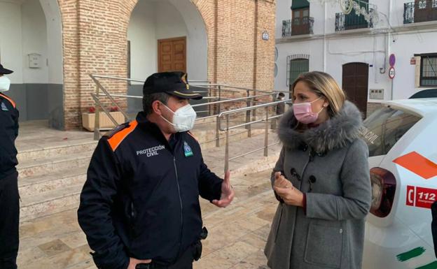 Sánchez Torregrosa aplaude la «valentía y generosidad» de los voluntarios de Protección Civil