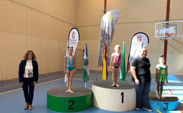 El Ayuntamiento de Guadix felicita al Club Beatriz Danzing por sus resultados en el Circuito Provincial de Gimnasia Rítmica