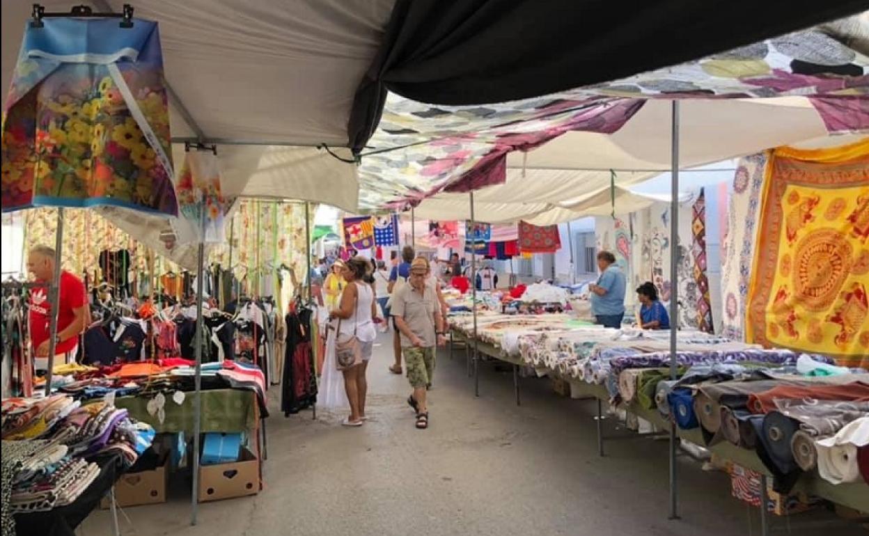 ¿Qué día es el mercadillo de Carboneras