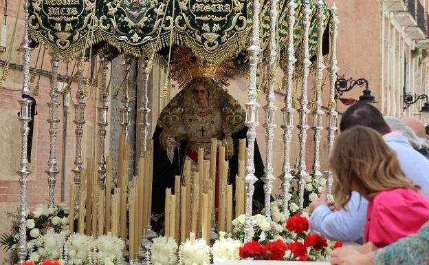 La Esperanza Macarena de Cuevas del Almanzora durante la procesión del pasado Viernes Santo. 