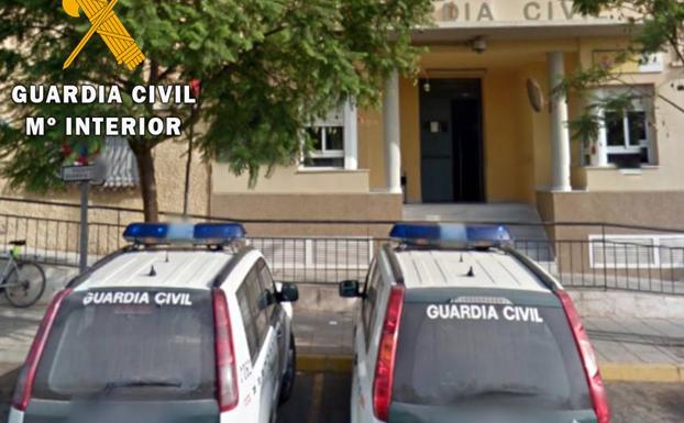 Detenido en Almería acusado de abusar de una mujer y robar en su casa tras agredirla a ella y a una amiga