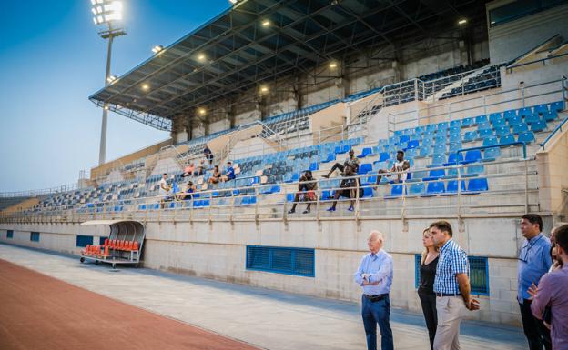 El Estadio Antonio Peroles renueva iluminación con nuevos sistemas de luminarias LED