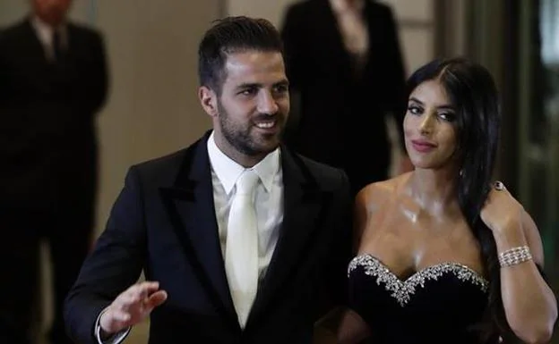 Cesc Fàbregas Y Su Novia Dan La Sorpresa Ideal 3896