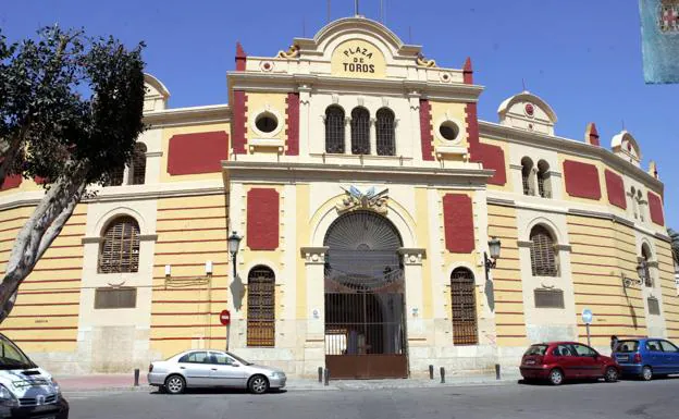 La plaza de toros de Almería ya es BIC