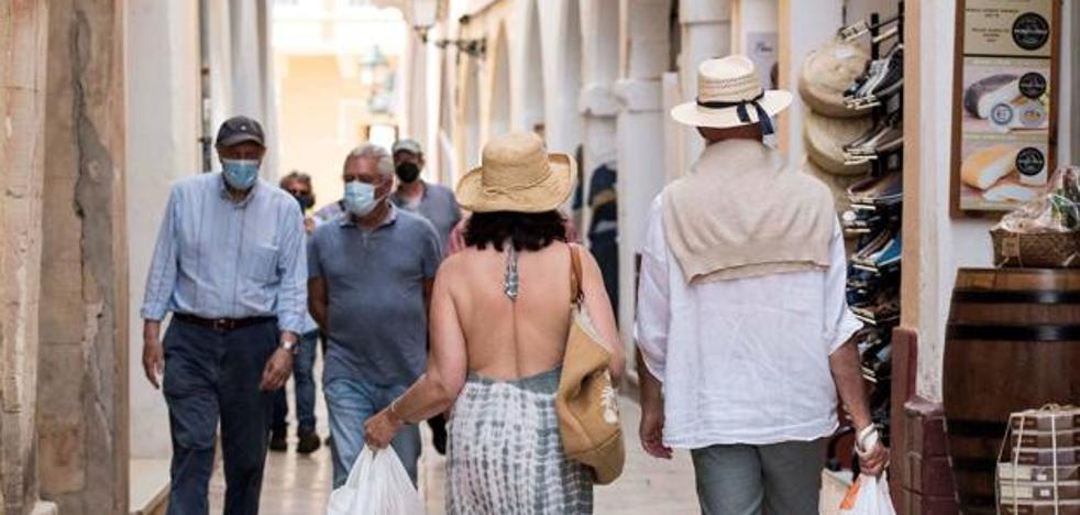 Robos en verano: Aviso de la Policía: los lugares en los que no se deben dejar la cartera y el móvil - Vimarsana News