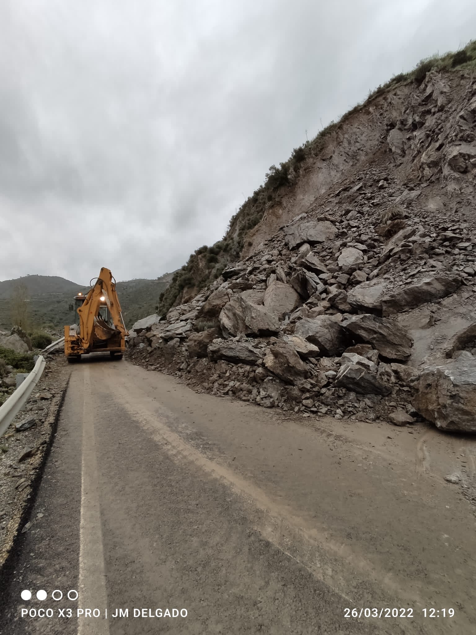 Vivir En Almería Pros Y Contras Temporal en Almería | Una tromba de agua de casi 260 litros deja medio  centenar de incidencias y una veintena de carreteras afectadas | Ideal