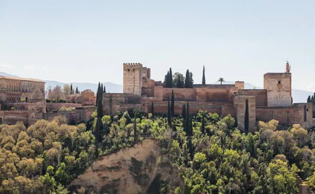 Granada y Andalucía, en el top 5 de destinos para parejas en Europa según TripAdvisor./Ideal