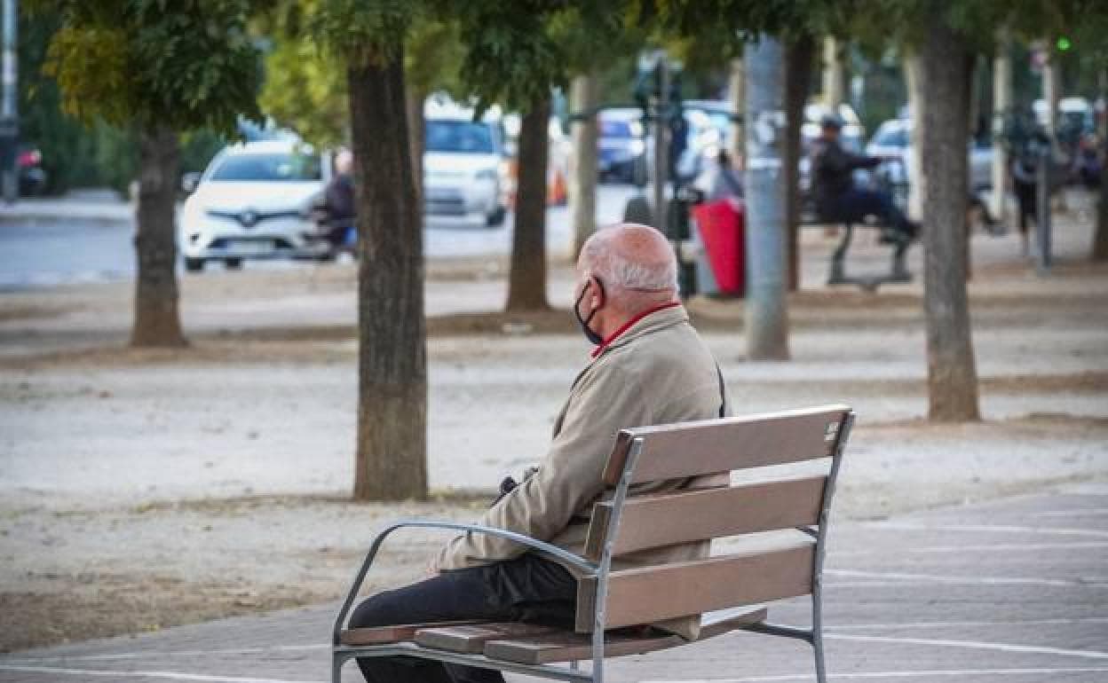 Pensiones y jubilación: ¿Qué día pagan las pensiones de octubre cada banco? De Santander y Caixabank a BBVA Ideal