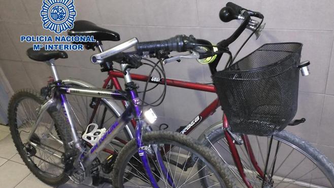 Le sorprenden robando bicicletas en un garaje del centro de Granada | Ideal